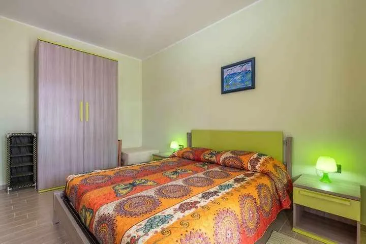 Larcobaleno Di Chia Cin It11101Ce Bed & Breakfast Domus De Maria 0*,  Italy