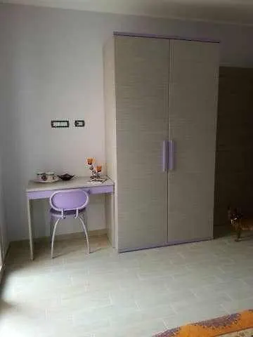 Larcobaleno Di Chia Cin It11101Ce Bed and Breakfast Domus De Maria 0*,