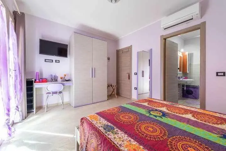 Larcobaleno Di Chia Cin It11101Ce Bed and Breakfast Domus De Maria